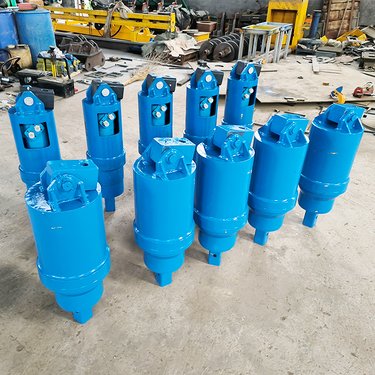 挖掘机螺旋钻机履带式多功能旋挖钻机 4-10米光伏太阳能工程打桩机