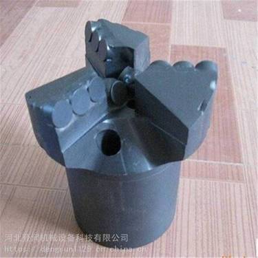 ZDY1000S型煤矿用全液压坑道钻机履带车体总成车体连接板 1119.011.1013