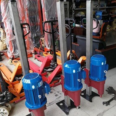 四川广元 矿山开采多功能潜孔钻车 广西防城港 KQD70型矿用潜孔钻机