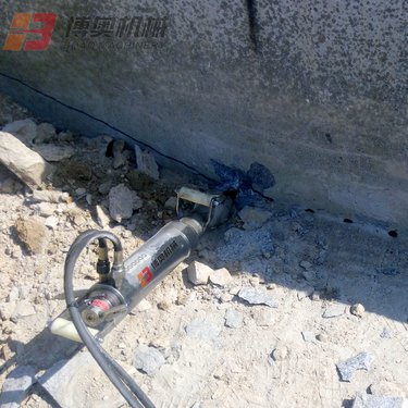 劈裂机液压凿岩机 安全可靠 可连续无间断地工作 博奥机械IH09