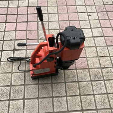 J3C -32A多功能磁力钻机 手提式磁铁电钻 麻花钻磁力钻山东鸿聚