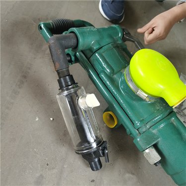 携带方便YT28气动凿岩机 凿岩水平或倾斜方向炮孔 速度快
